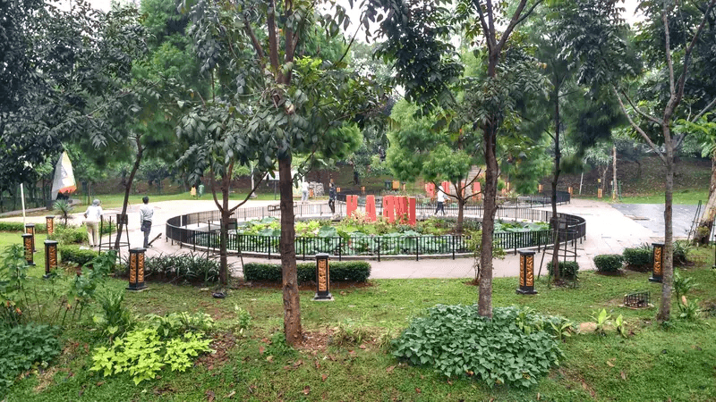 Rekomendasi Tempat Wisata Di Depok Yang Lagi Hits Dikunjungi 15 | Molly Wisata 2025 Lembah Gurame