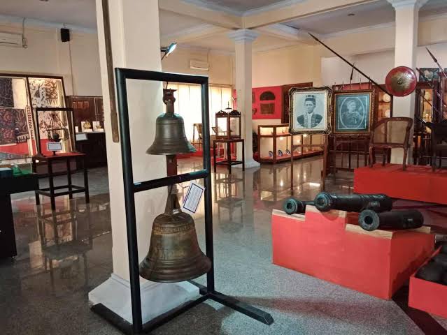 Museum Cakraningrat