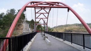 Tempat Wisata di Semarang Paling Keren Banyak Dikunjungi 9 | Molly Wisata 2025 Obyek Wisata Goa Kreo