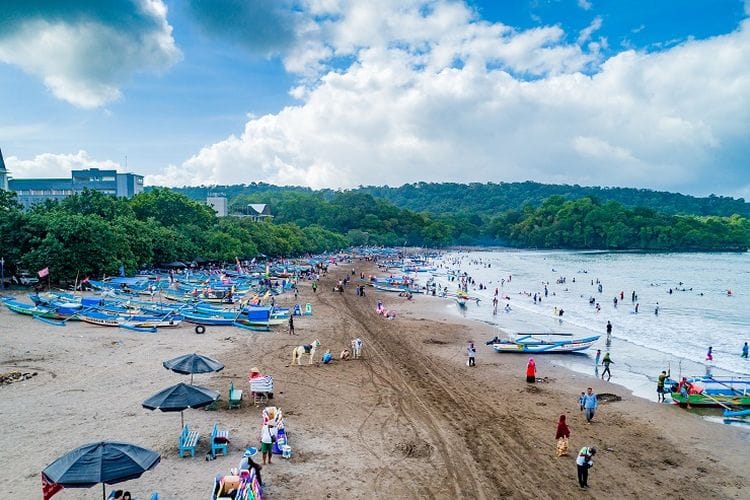 Tempat Wisata di Jawa Barat Yang Paling Ngehitz 4 | Molly Wisata 2025 Pangandaran