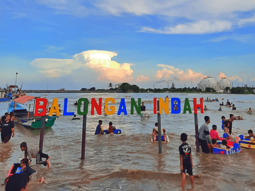 Pantai Balongan Indah