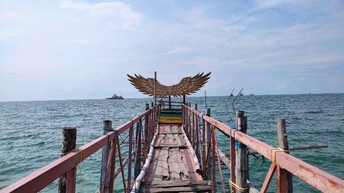 Tempat Wisata di Lamongan Yang Menarik 2 | Molly Wisata 2025 Pantai Kemantren Lamongan