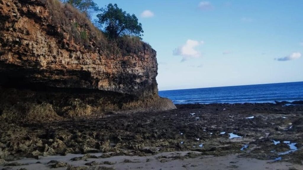 Pantai Liang Bala