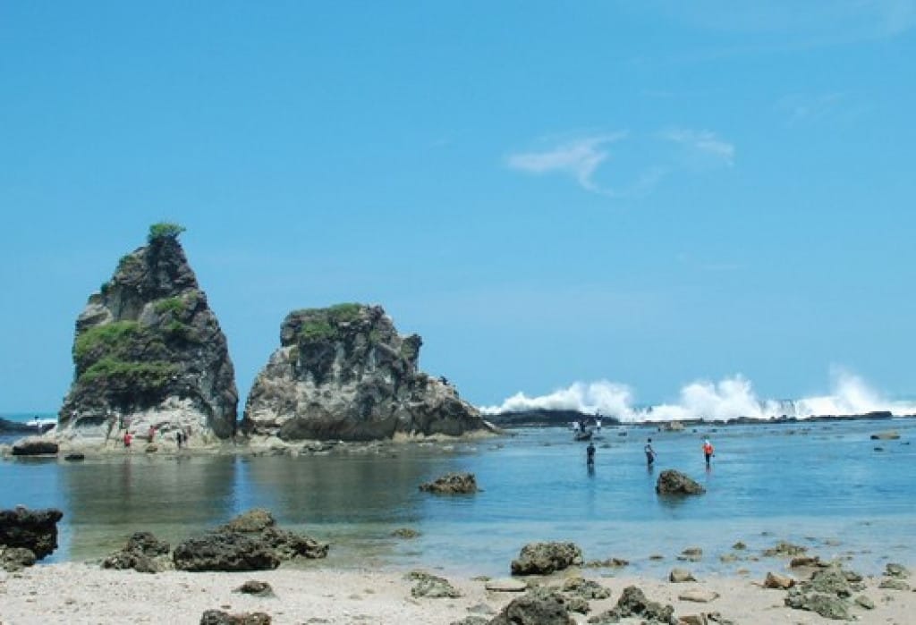 Pantai Mekar Bekasi