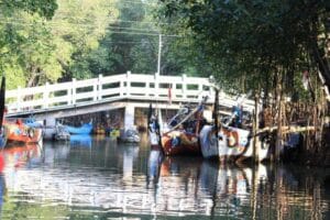 Pantai Morodemak