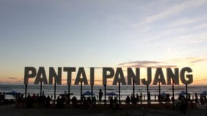Tempat Wisata di Sumatera Paling Recomended 15 | Molly Wisata 2025 Pantai Panjang