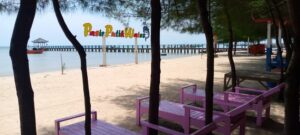 Pantai Pasir Putih Wates Rembang