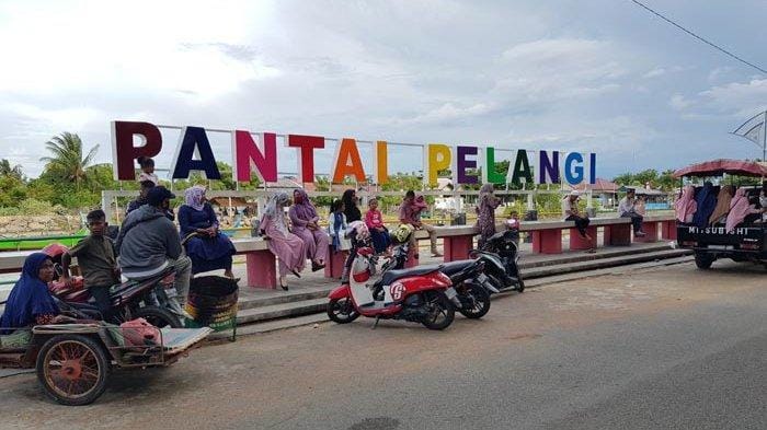 Pantai Pelangi