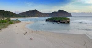 Pantai Rantung