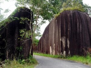 Tempat Wisata di Sumatera Paling Recomended 40 | Molly Wisata 2025 Pantai Romodong