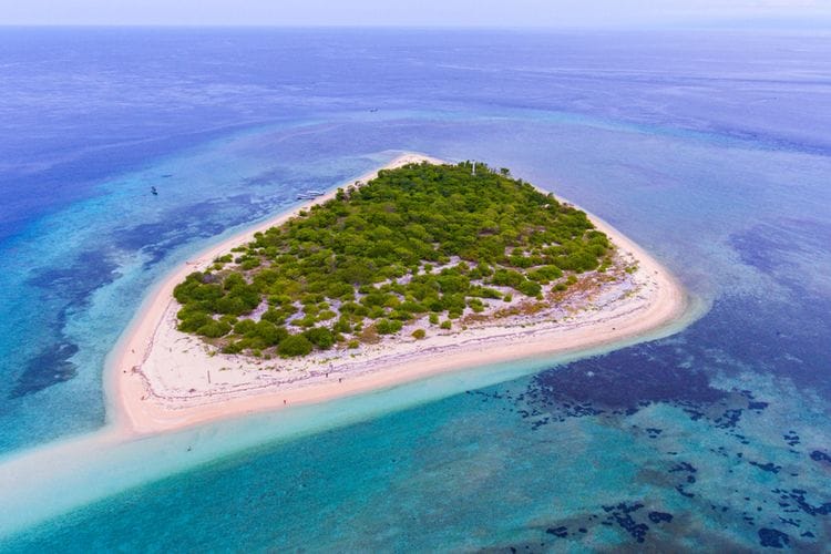 Tempat Wisata di Banyuwangi Terkeren, The Sunrise of Java 4 | Molly Wisata 2025 Pantai Tabuhan