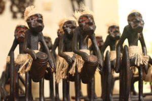 Patung Suku Asmat