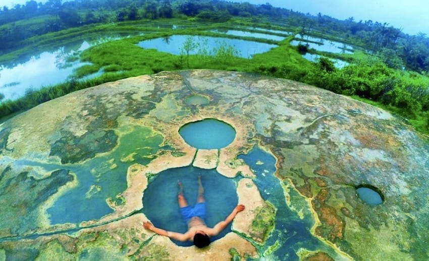 Pemandian Air Panas Gunung Peyek
