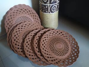 Oleh-oleh Khas Ternate Yang Terkenal dan Wajib Dibeli! 19 | Molly Wisata 2025 Piring Rotan