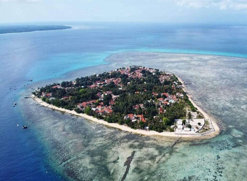 Pulau Mamburit
