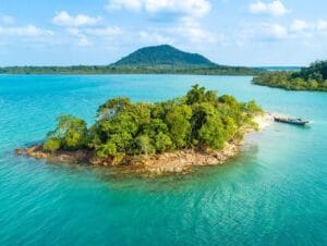 Tempat Wisata di Sumatera Paling Recomended 36 | Molly Wisata 2025 Pulau Salah Namo