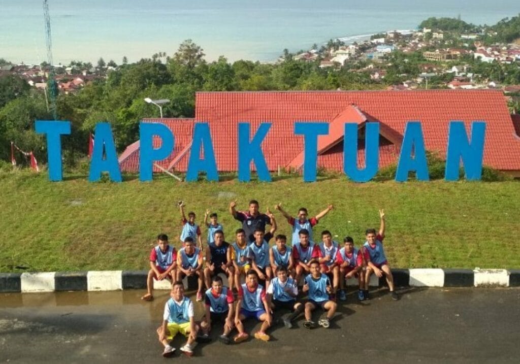 Puncak Gemilang