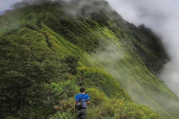 Puncak Pegunungan Mata Angin