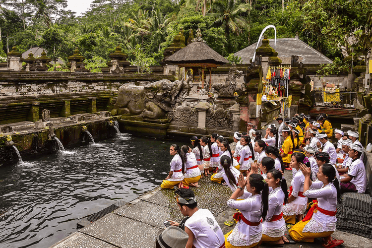 Pura Tirta Empul Tampak Siring