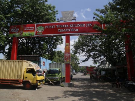 Pusat Kuliner JTS Kemayoran