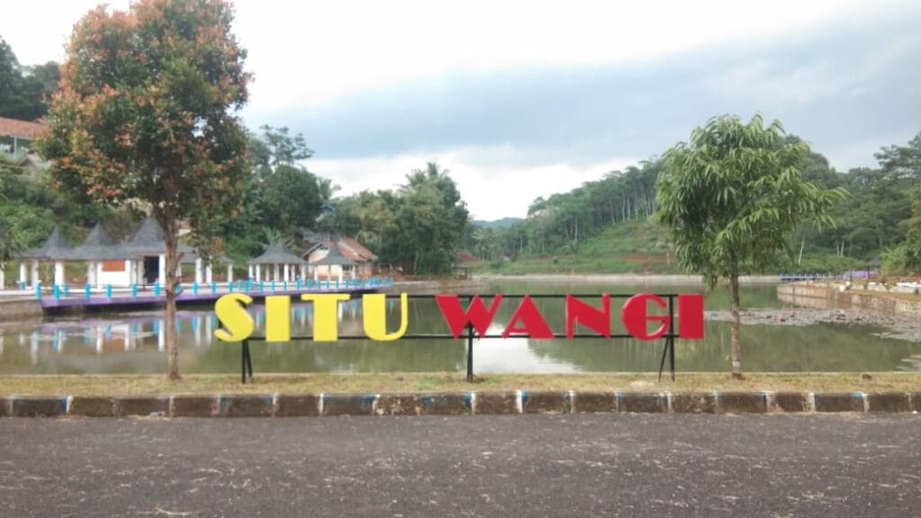 Tempat Wisata Di Ciamis Terindah yang Harus Kamu Kunjungi 12 | Molly Wisata 2025 Situ Wangi Kawali Ciamis