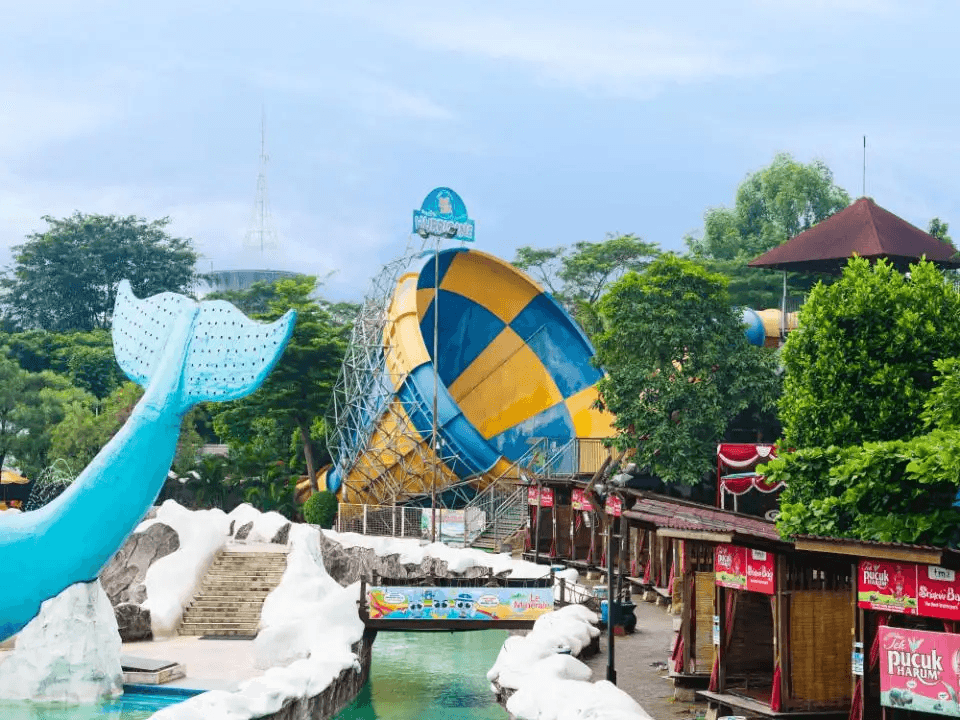 Snow Bay Waterpark