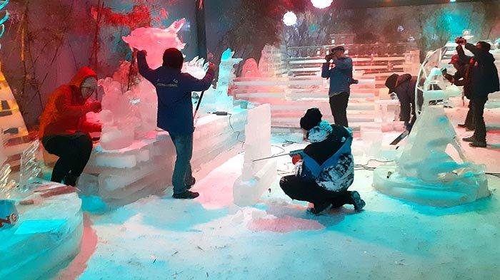 Snow World International Revo Town