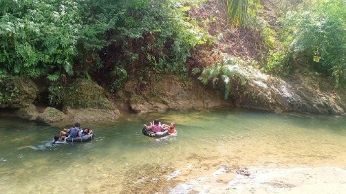 Sungai Gunung Pandan