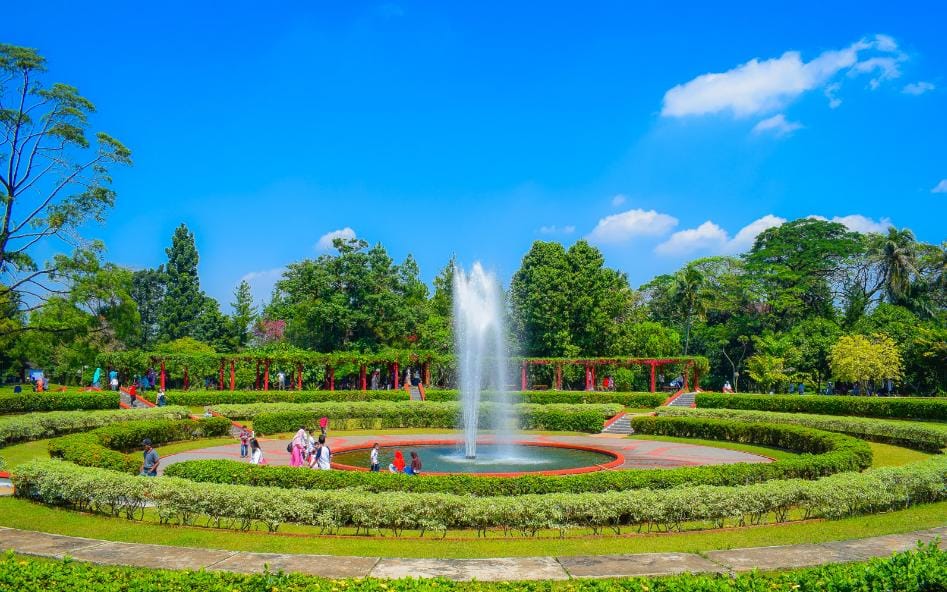 Rekomendasi Tempat Wisata Di Depok Yang Lagi Hits Dikunjungi 12 | Molly Wisata 2025 Taman Bunga Wiladatika