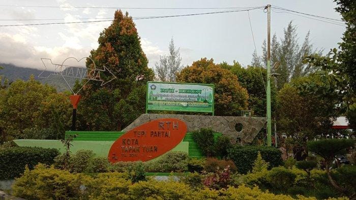 Taman Pala Tapak Tuan