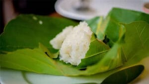 Oleh-Oleh Khas Banyuwangi yang Kekinian, Wajib Beli! 18 | Molly Wisata 2025 Tape Buntut Khas Banyuwangi