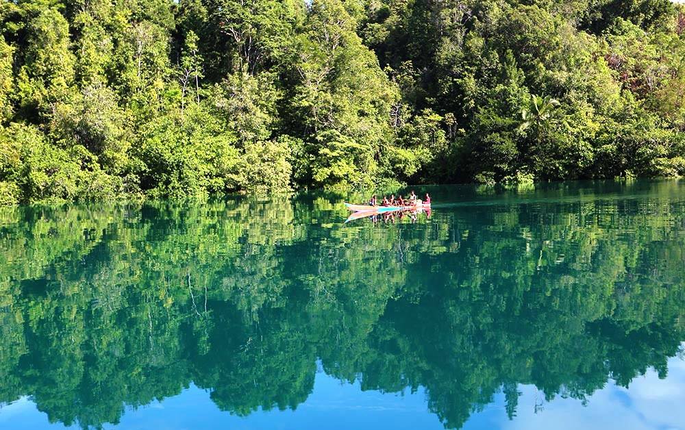 Telaga Sarawandori