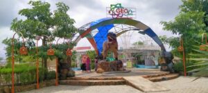 Wisata Alam Karang Sari Park