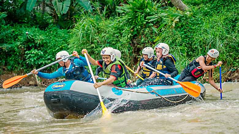 Tempat Wisata Di Ciamis Terindah yang Harus Kamu Kunjungi 13 | Molly Wisata 2025 Wisata Arung Jeram Citanduy