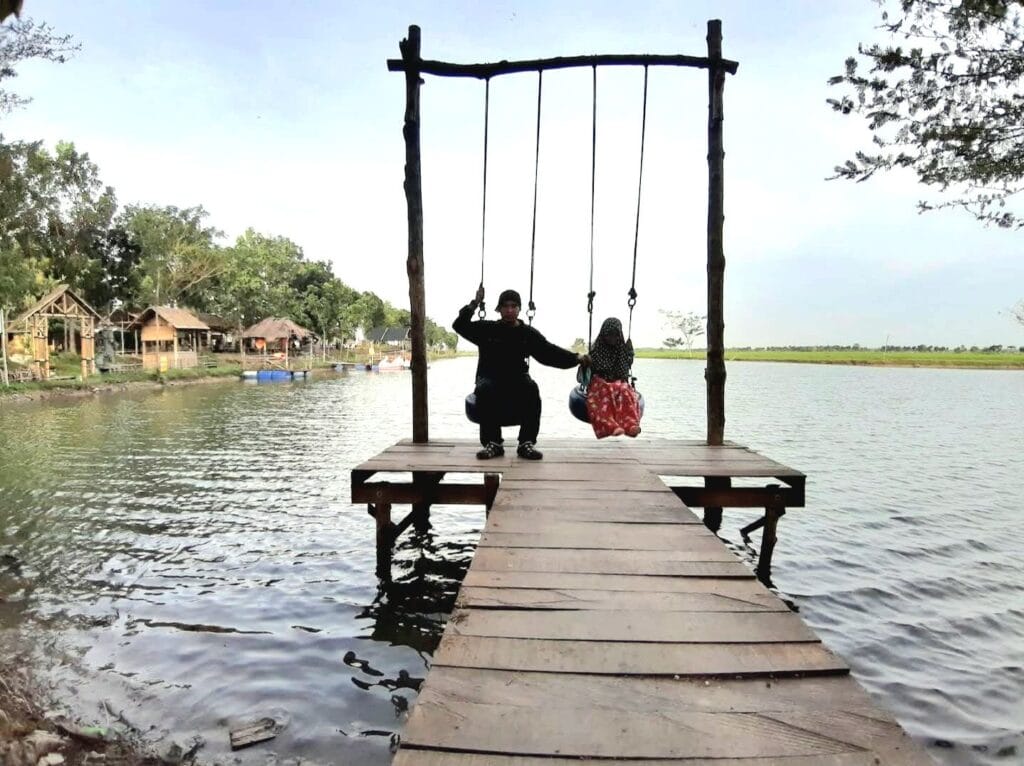 Wisata Waduk Grobogan