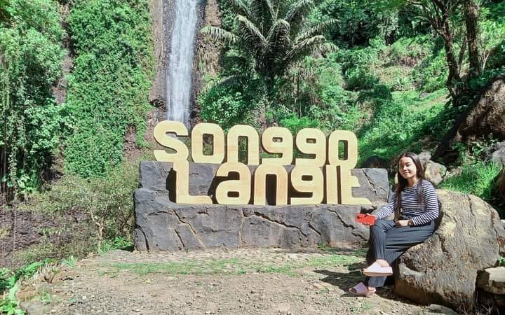 air terjun songgo langit
