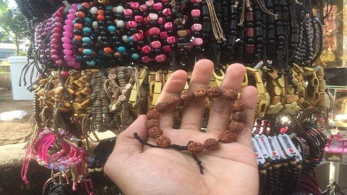souvenir unik bukit tinggi