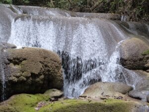 Air Terjun Lumoli | Molly Wisata 2025