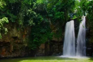 Air Terjun Unong Sisapa