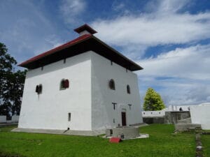 Benteng Amsterdam Hila