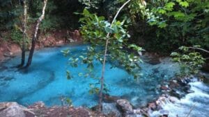 Danau Tehoru | Molly Wisata 2025