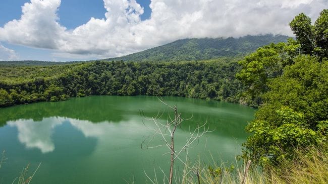Danau Tolire