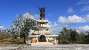 Monumen Patung Kristus Raja