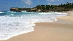 Pantai Kelyar