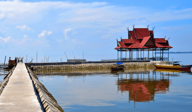 Pantai Kubu