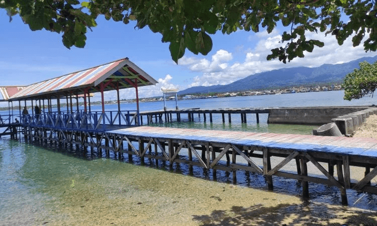 Pantai Kumo Tobelo