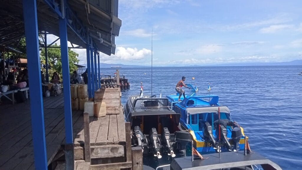 Pelabuhan Loleo