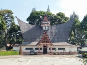 Rumah Adat Pakpak