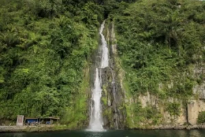 Air Terjun Situmurun Binangalom